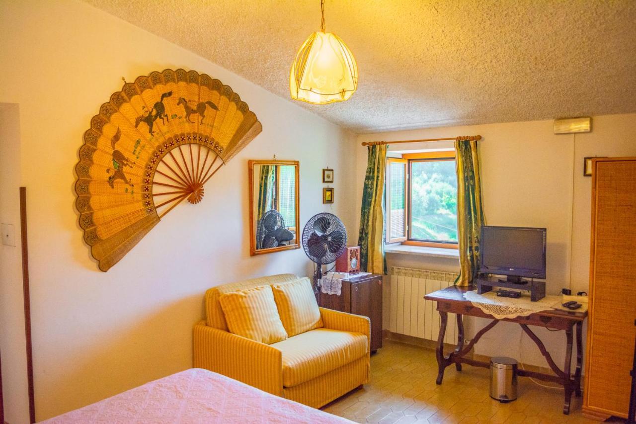 Villa La Voce Del Vento Pastena  Buitenkant foto